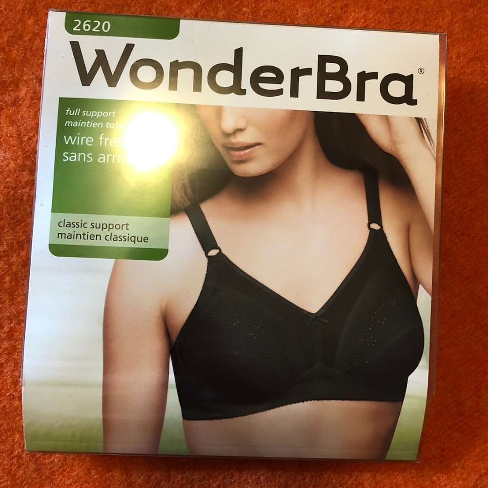WonderBra black classic full support wire free bra